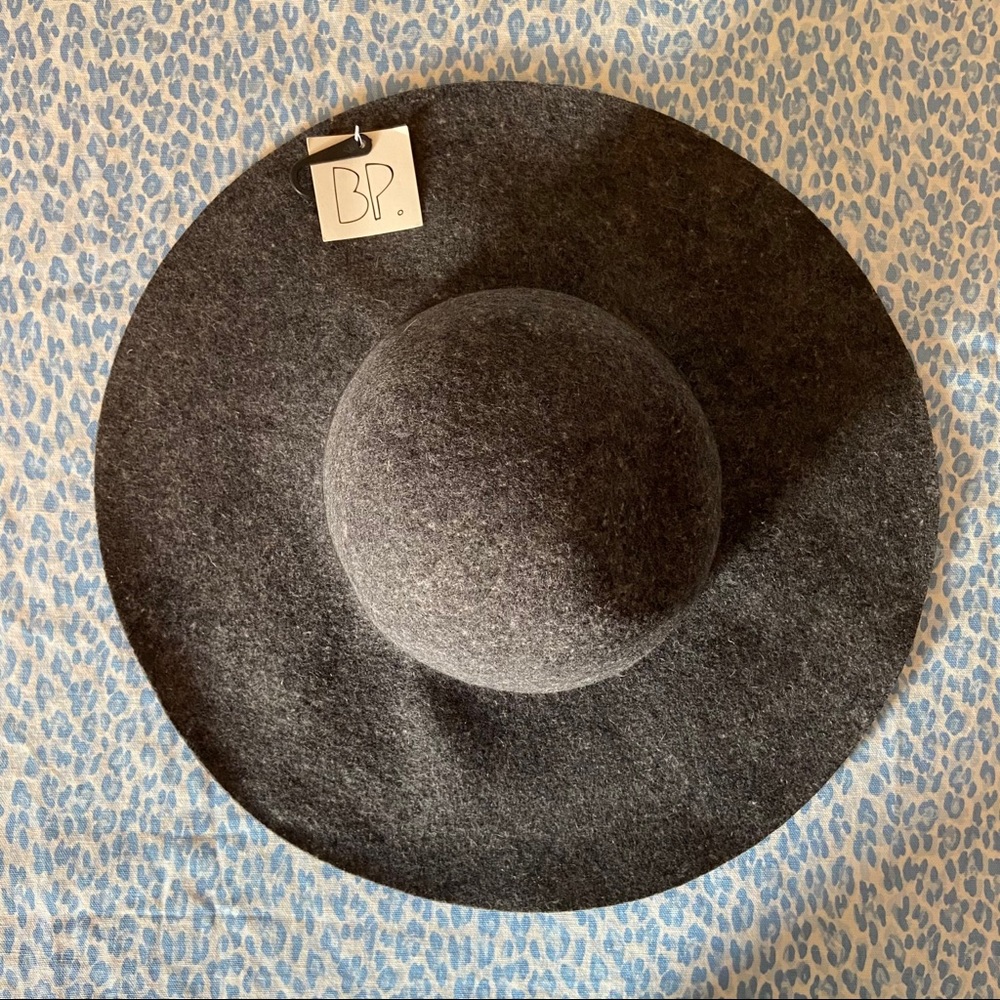Heather Grey Wool Felt Floppy Hat - Picture 2 of 4